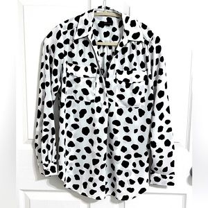 Ann Taylor Black & White tunic top, polyester NWOT